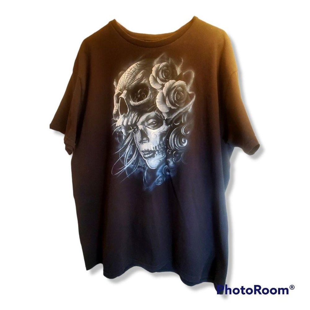 XL Graphic Tee Shirt in Black Lady of the Dead SKULL SKELETON AND ROSES Print